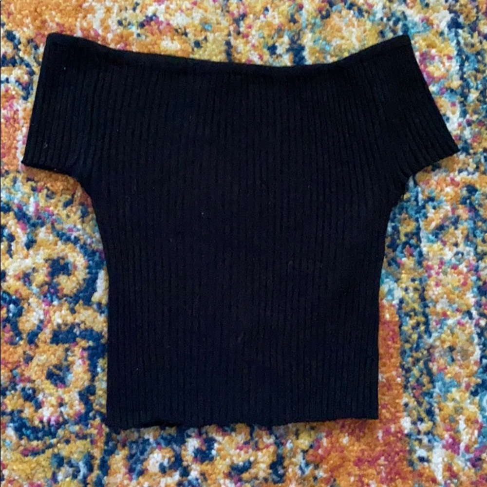 Crop off the shoulder black sweater - Picture 1 of 1